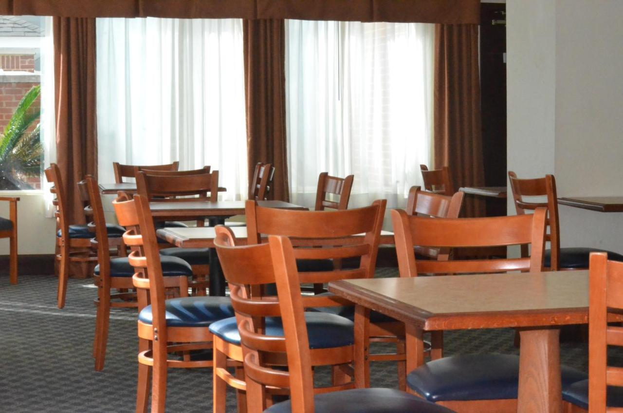Home Inn & Suites Montgomery Kültér fotó
