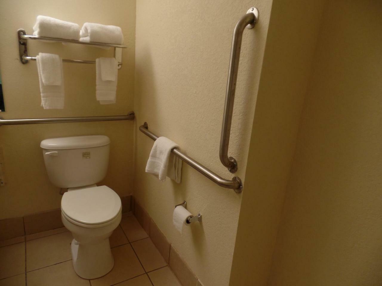 Home Inn & Suites Montgomery Kültér fotó