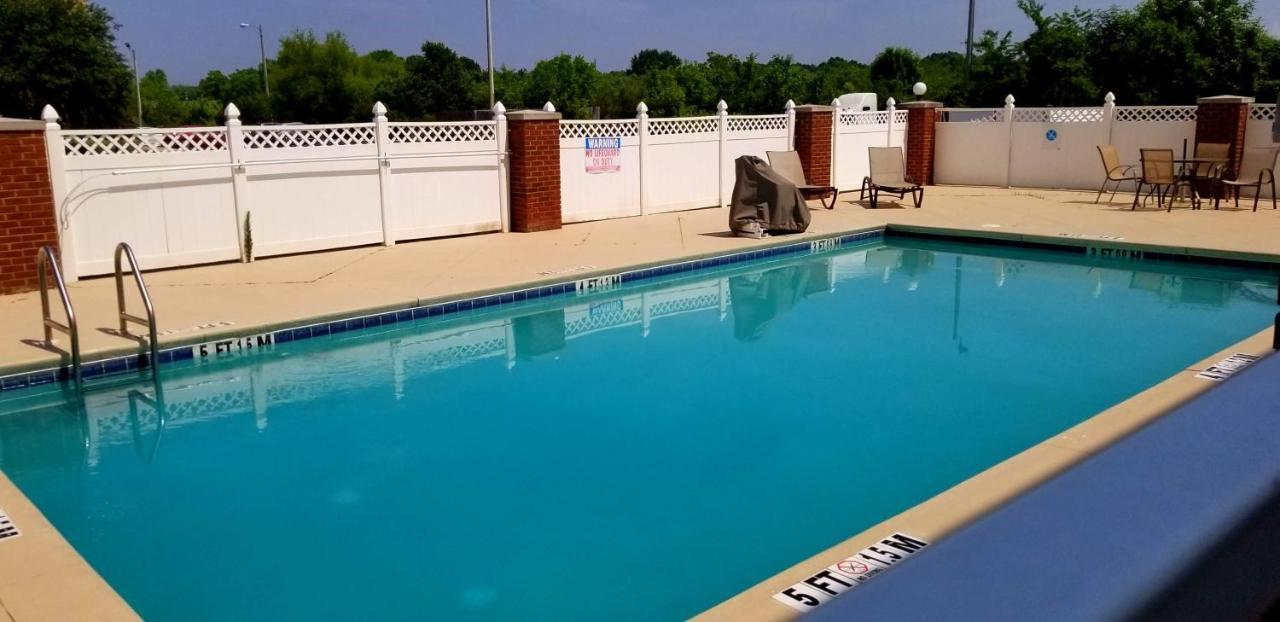 Home Inn & Suites Montgomery Kültér fotó